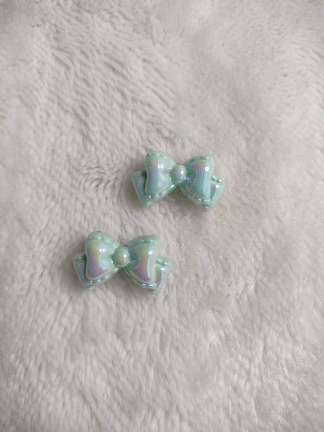 🎀Acrylic  UV Bow Beads