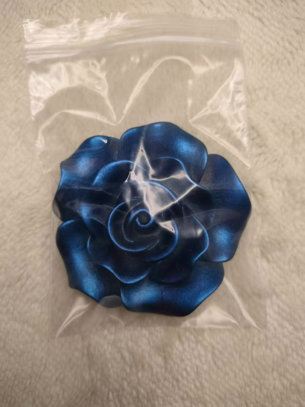 Resin Rose Big-Sized
