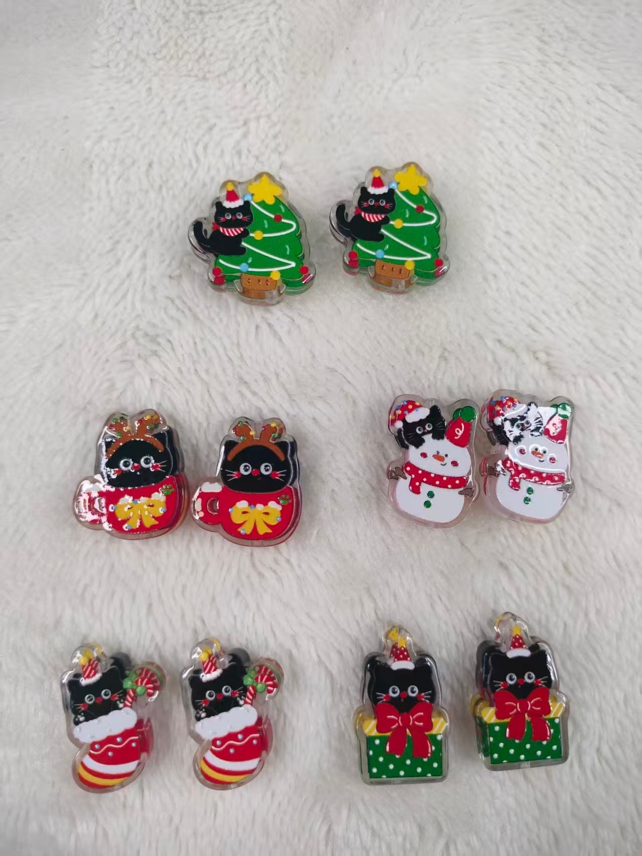 Acrylic Black Cat Beads
